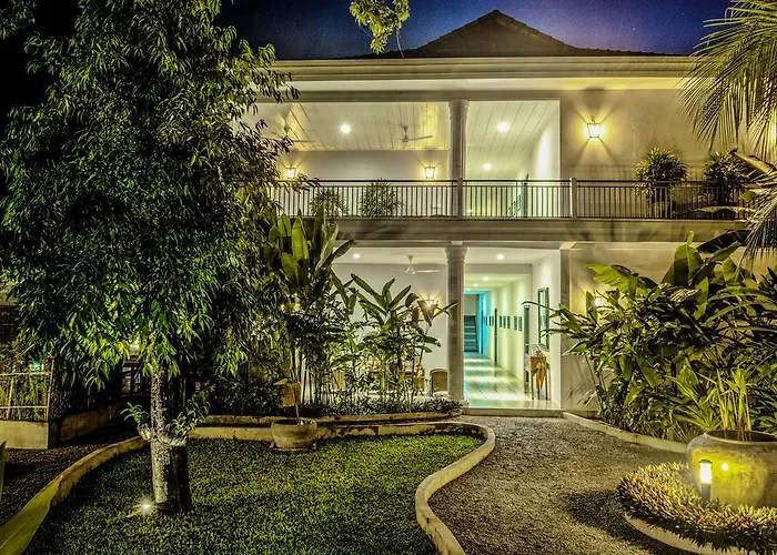Hotel Santa Clara Boutique 4*